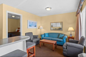 Ocean View 1BR with Pool and Parking Access
